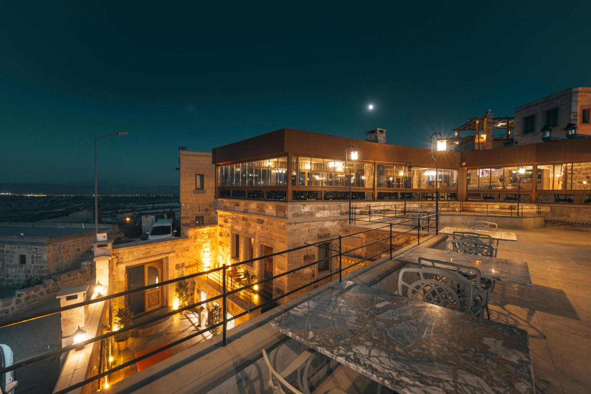 Harem Suites Cappadocia Üchisar Bagian luar foto