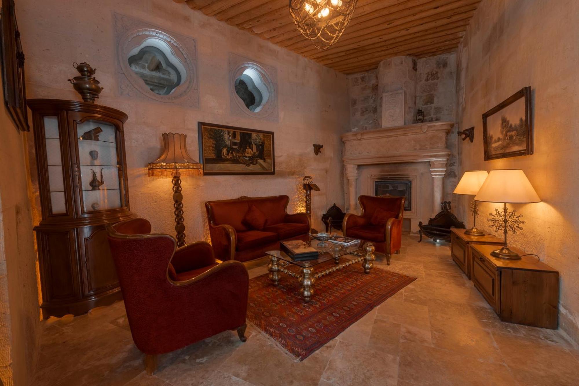 Harem Suites Cappadocia Üchisar Bagian luar foto